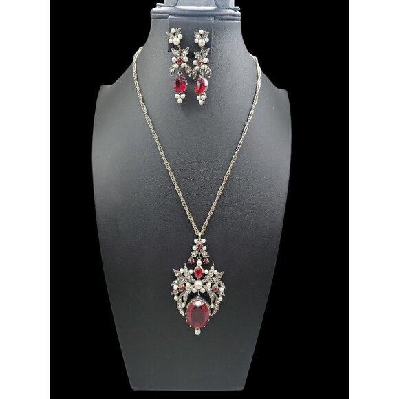 ART Jewelry Set Red Black Rhinestones Faux Pearl 22" Necklace & CIip On Earrings - Picture 3 of 16